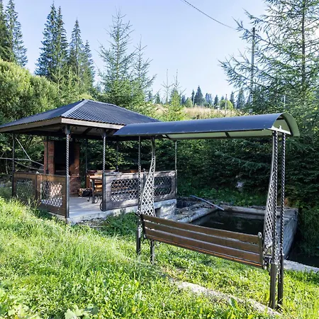 Holiday home у лісі *