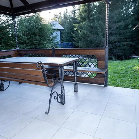 Holiday home у лісі *